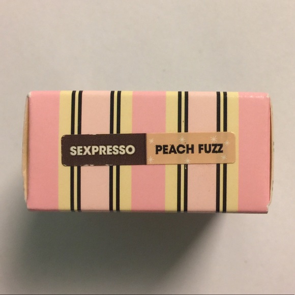 TOO FACED Eyeshadow Duo in Sexpresso & Peach Fuzz - Picture 9 of 10